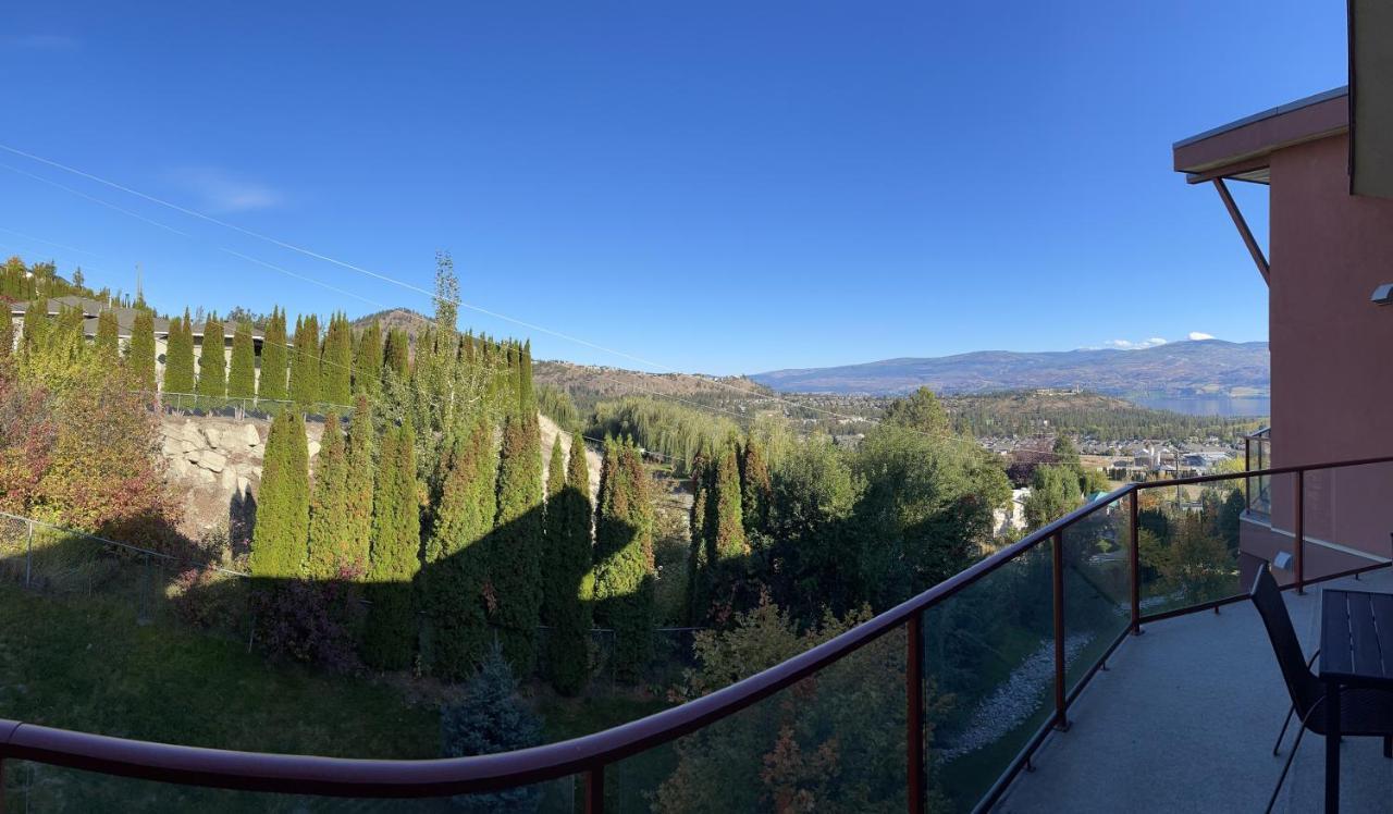 Stay In The Okanagan - Copper Sky, West Kelowna Bagian luar foto