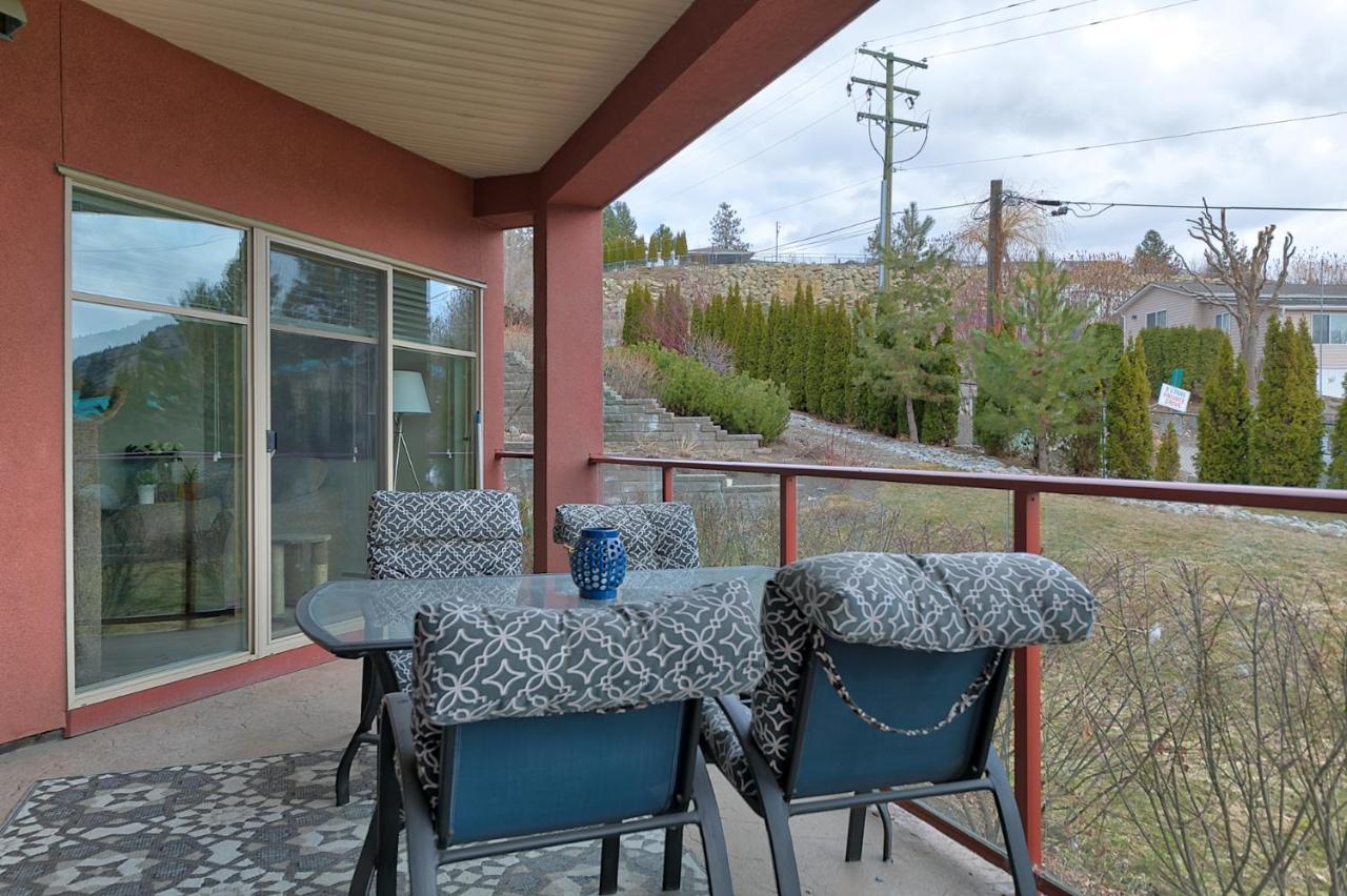 Stay In The Okanagan - Copper Sky, West Kelowna Bagian luar foto